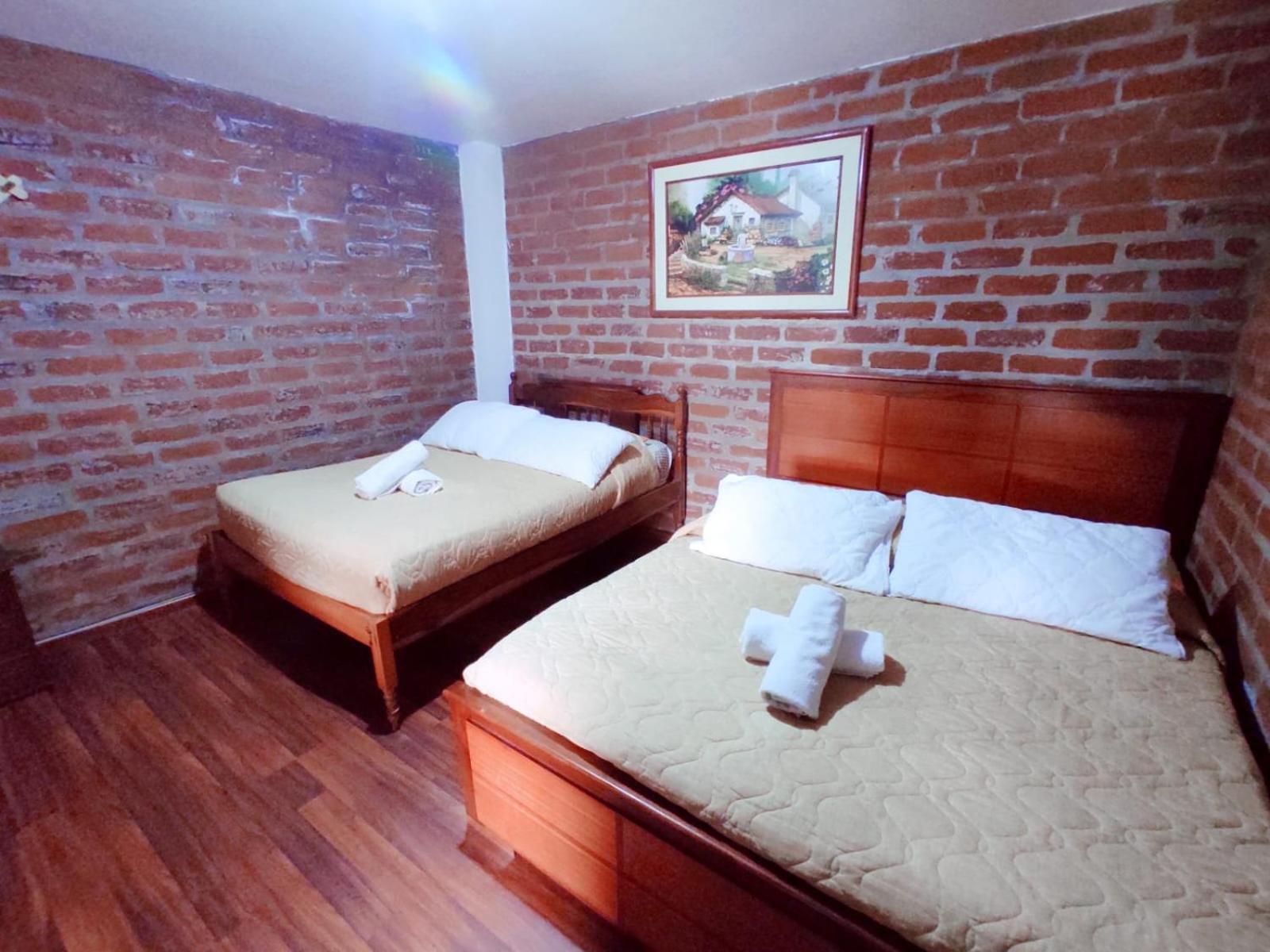 Hostal Viajero'S バーニョス エクステリア 写真